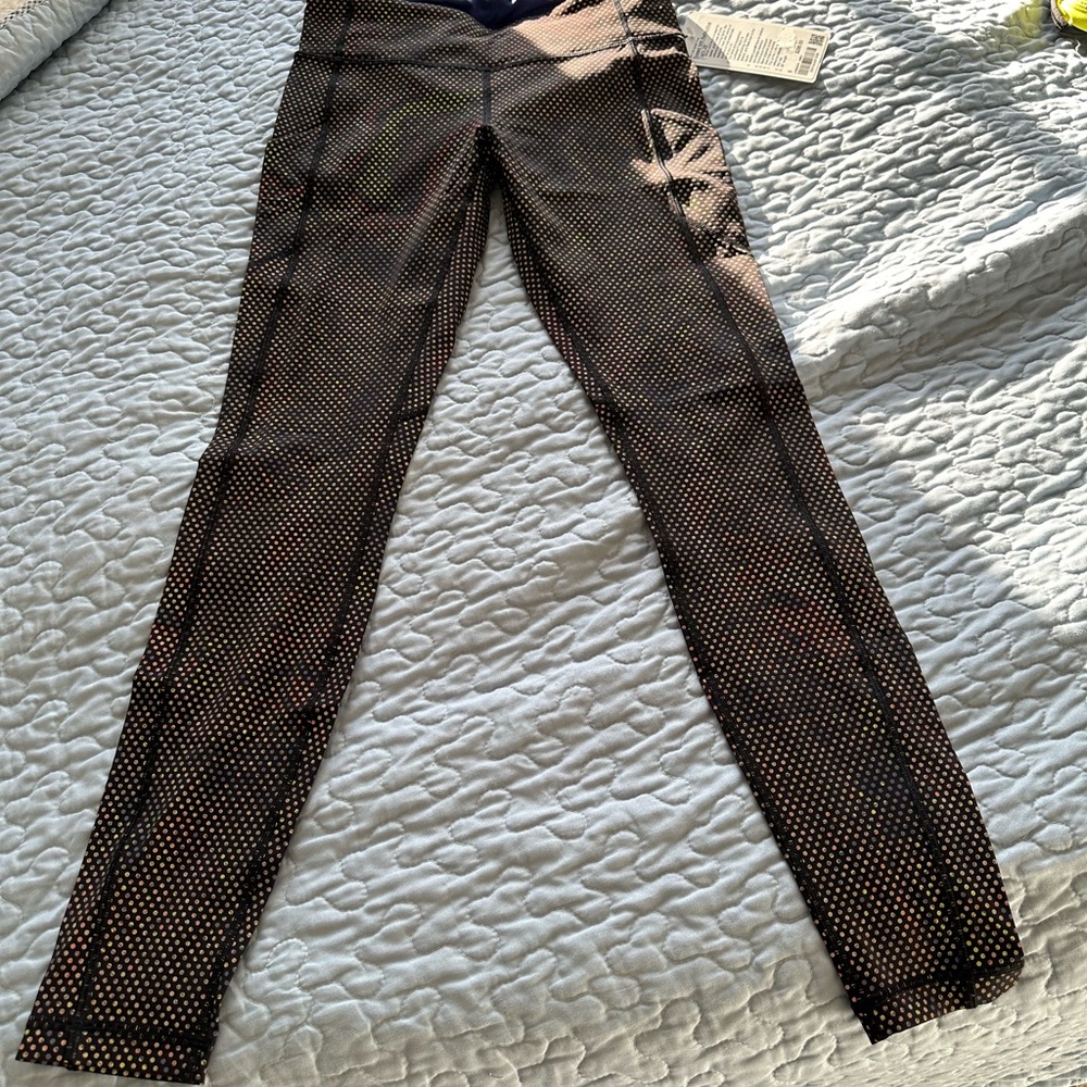 NWT Lululemon Speed MR REFLECTS TIGHTS Size 6 colour ARS1 RARE leggings - Picture 7 of 7